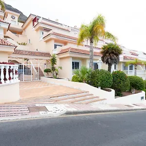 https://hermosas-vistas-al-mar-y-los-acantilados-apt-201.tenerifehoteles.net
