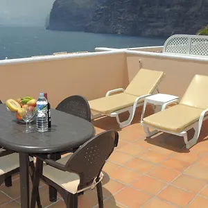 https://romantic-retreat-with-marine-view.tenerifehoteles.net